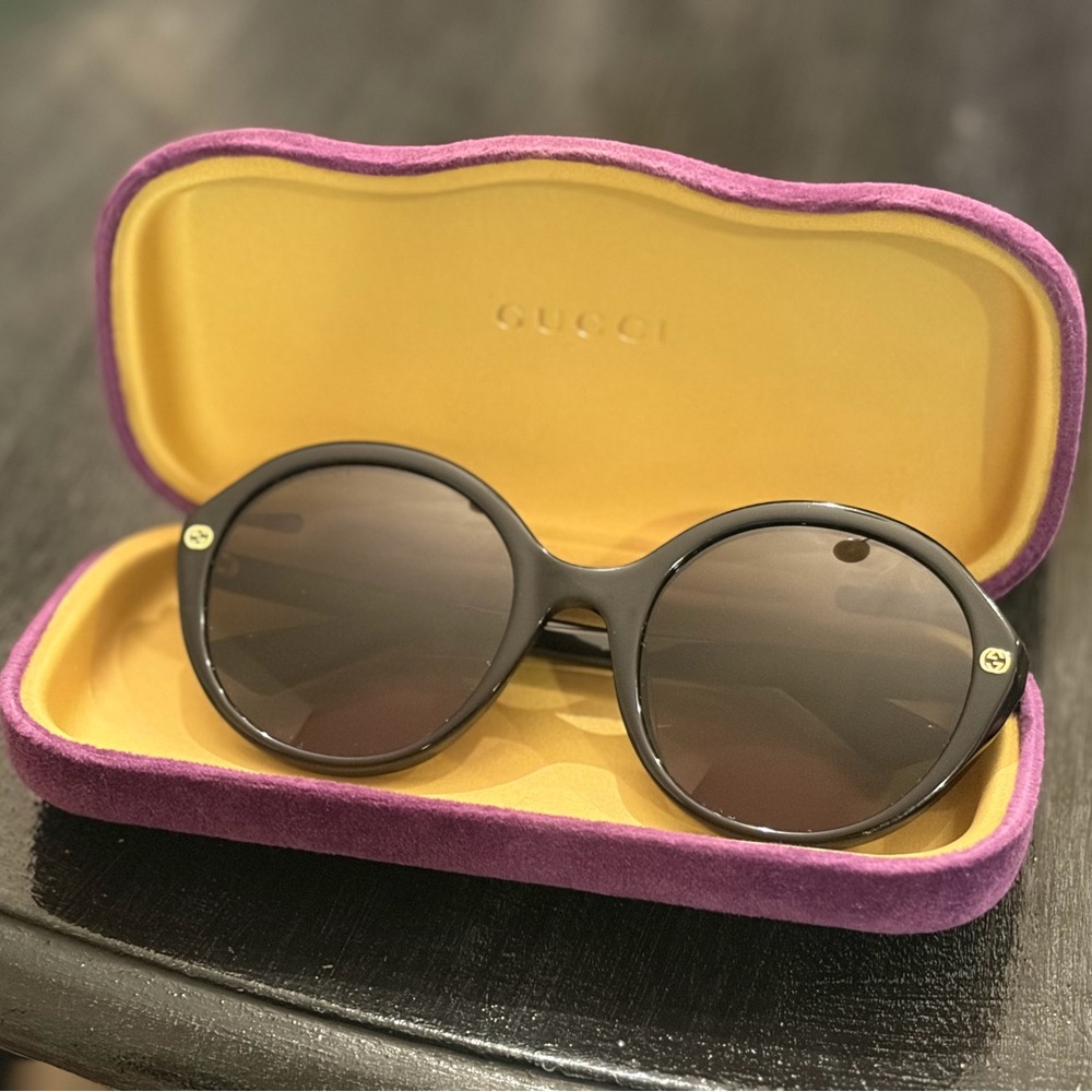 Gucci 55MM Black Sunglasses
